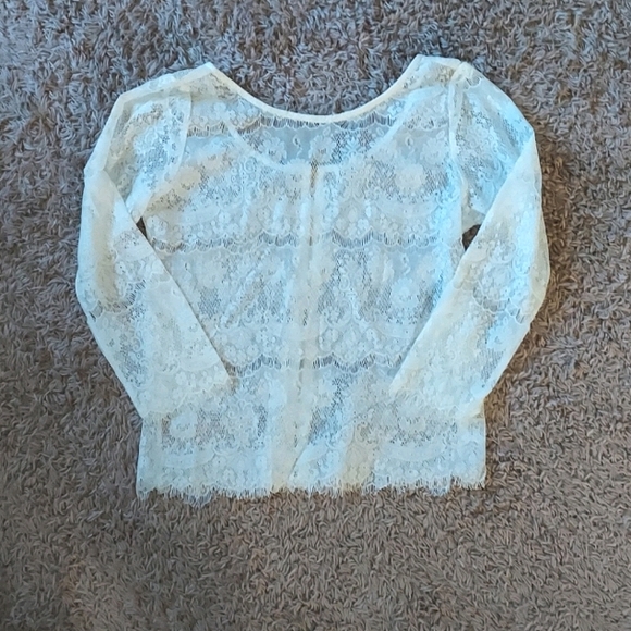 Kirra Tops - Kirra Lace Top